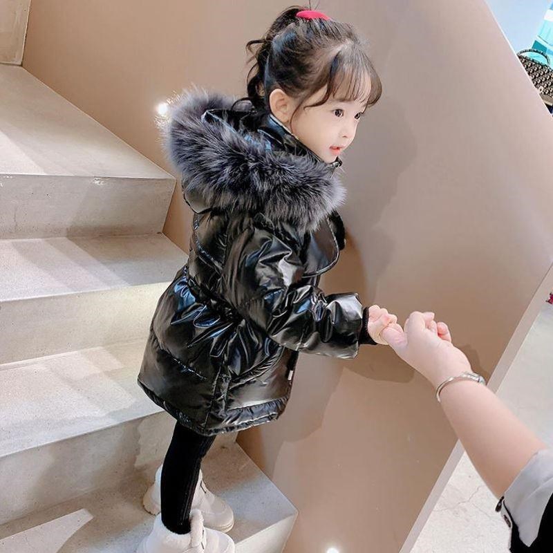 亲肤女宝羽绒服2025年新款洋气冬季中长款冬装连帽中小童加厚免洗