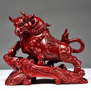 红色木牛摆件中式实木雕刻红w木质华尔街牛客厅补角装饰送礼工艺