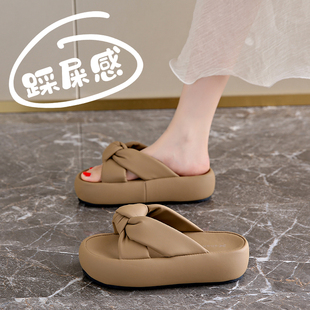 美拉德新款凉拖鞋女外穿夏季2024新款精致时O尚厚底一字拖软底凉