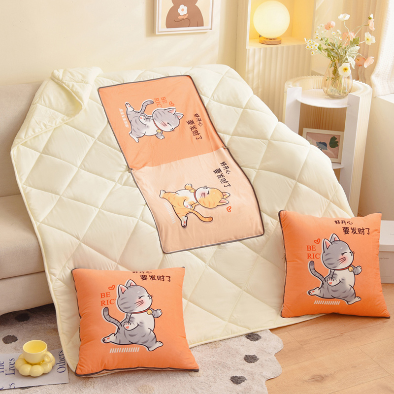 抱枕被子两用沙发汽车载办公室午睡枕头靠枕垫子折叠空调被二合一