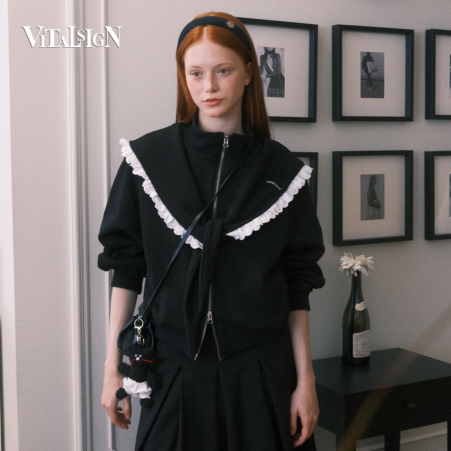 VitalSign复古蕾丝海军领外套女