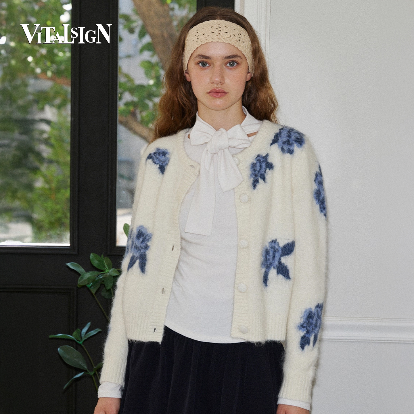 VitalSign玫瑰花羊毛针织开衫