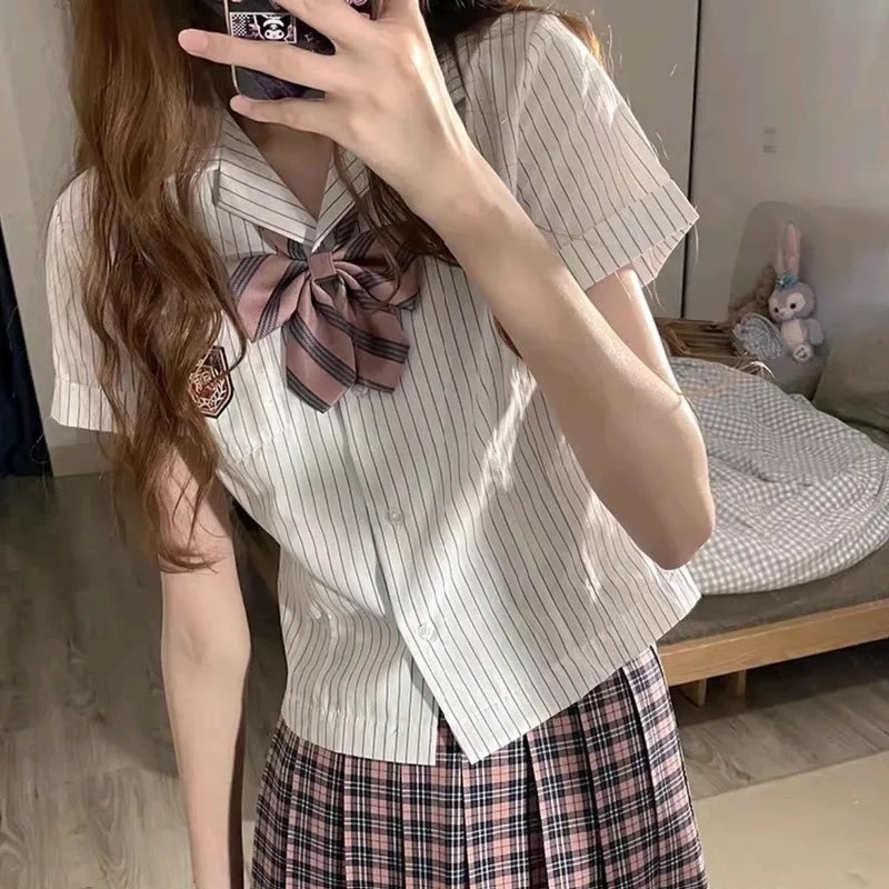 山力达迪日系条纹jk制服衬衫短款学院风开襟甜妹设计感夏季短袖