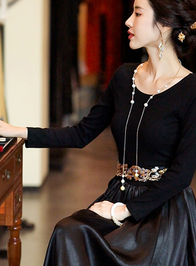 复古日记新中式圆领黑色秋季国风女装连衣裙245L7313