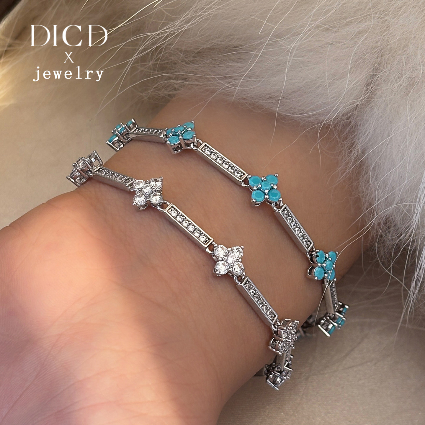 天然绿松石镶钻石四叶草手链女2026新款手镯轻奢小众精致叠戴手饰