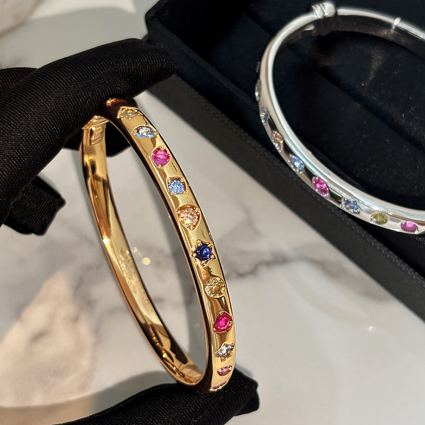 权志龙同款彩钻手镯女轻奢小众精致高级感手链复古气质欧美手饰品