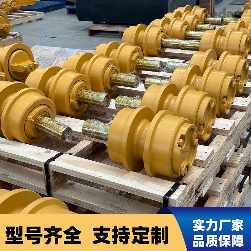 山推推土机配件SD42托轮31Y-40-0700031Y-40-07100源头工厂现货