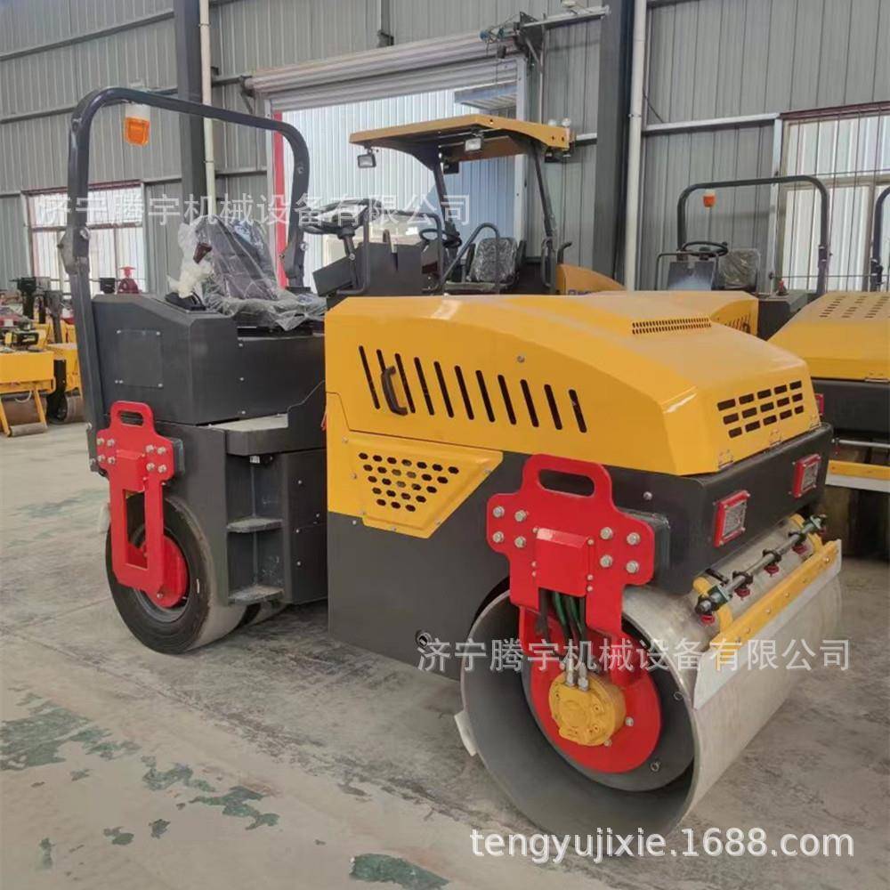 前钢轮后胶轮座驾式4吨压路机现货速发3吨前钢轮后4胶轮压路机厂