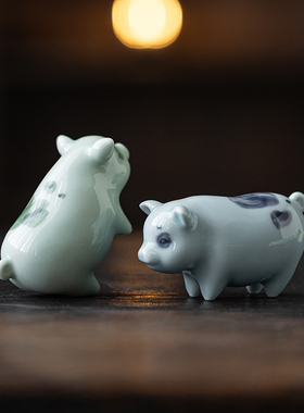 迷你陶瓷可爱小猪摆件创意动物家居装饰工艺O品造景茶道文玩笔搁