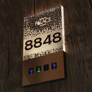 电竞宾馆宾馆状态门牌民宿带电子门铃民宿厢酒店牌创意包带灯发光