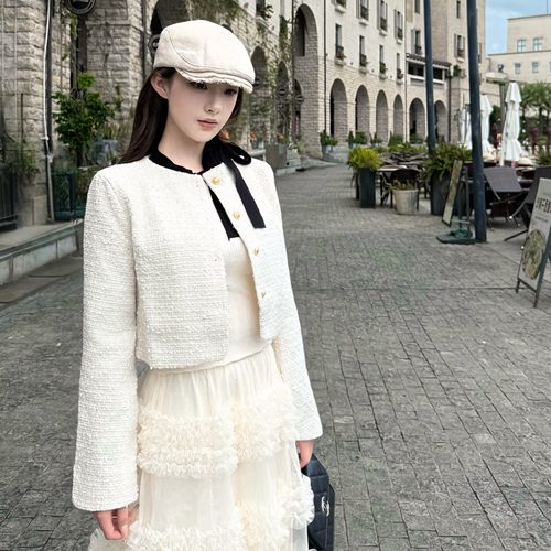 Layyyy【心的独白】千金风秋季小香高级感外套女白色短款气质上衣