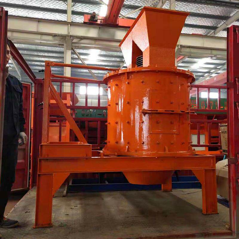 立轴破碎机复合式鹅卵石破碎机建筑矿山立式制砂细碎机