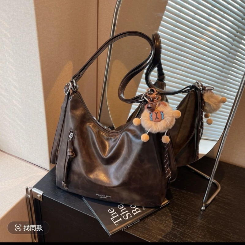 复古双肩包2025包女新款单肩时尚通勤托特斜挎包休闲大容量潮流