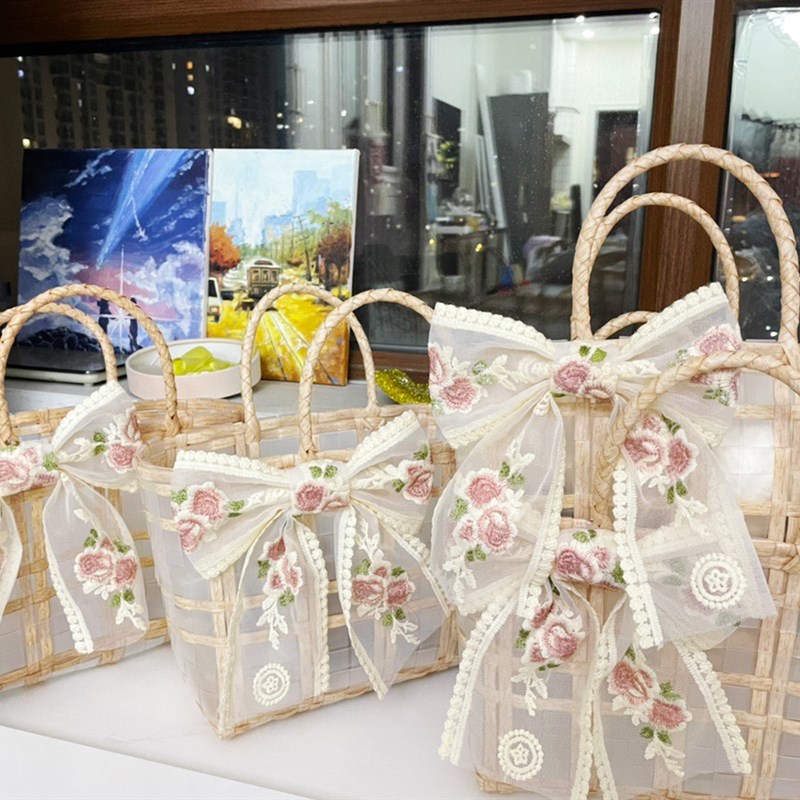 伴手礼女伴娘草编提篮高档结婚订婚生日礼盒小礼品实用走心手提袋