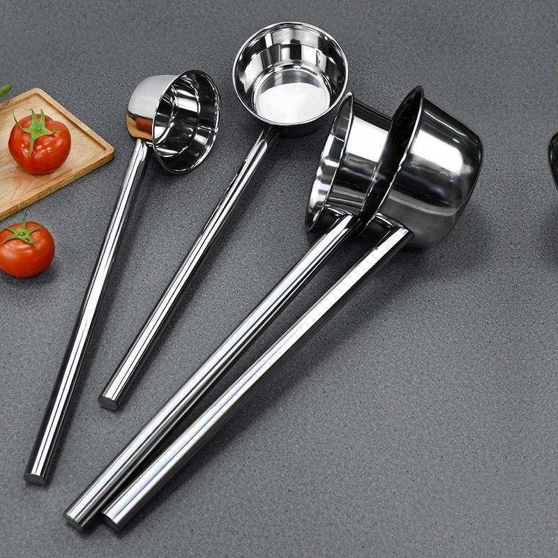 特厚水瓢加厚不锈钢长柄水勺勺子水舀子厨房大号加长商用舀水汤勺,厨房/烹饪用具,水舀/水瓢,淘宝优惠券,粉丝福利购,淘宝优惠卷