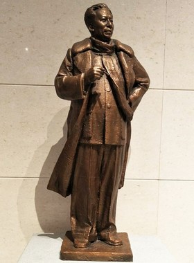 城市纪念馆刘胡兰人物雕塑园林公园革命先烈塑像大型铜雕像艺术品