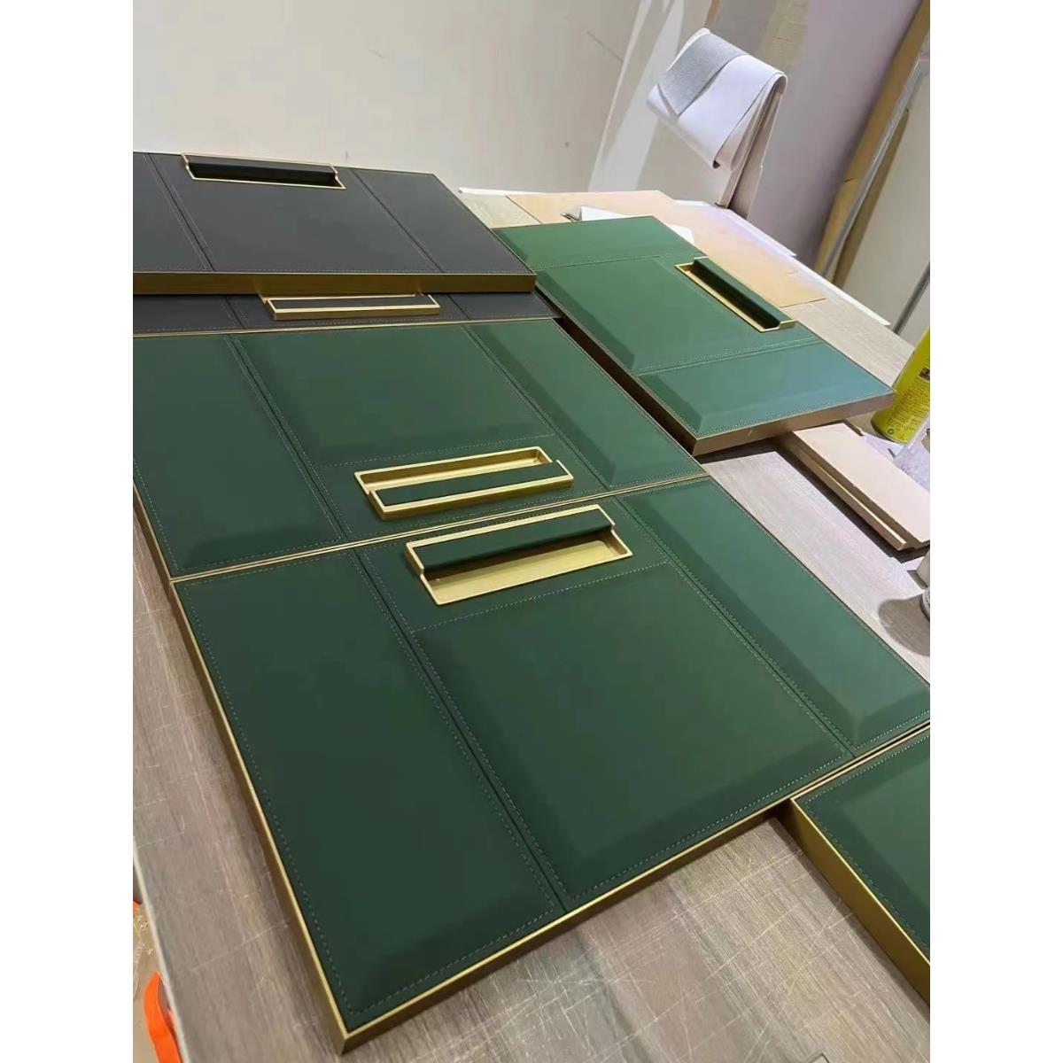 poliform定制轻奢皮革衣柜门板六面车线别墅橱柜高端合金封边硬包