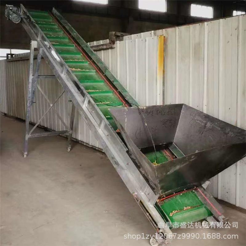 不锈钢大倾角耐磨装车输送机大型物料皮带上料运输机价格图片