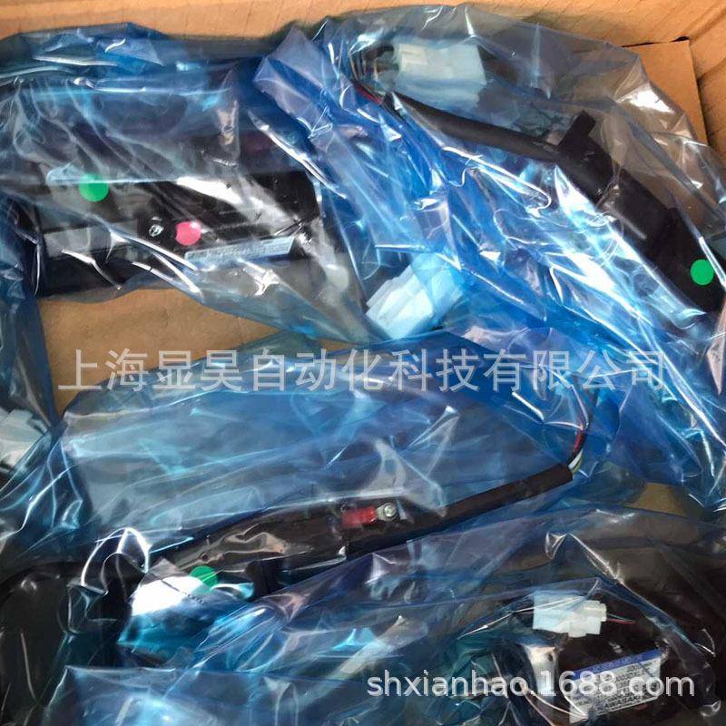 三洋伺服电机R2GA04008DXH7H、R2GA04008DXH8M议价