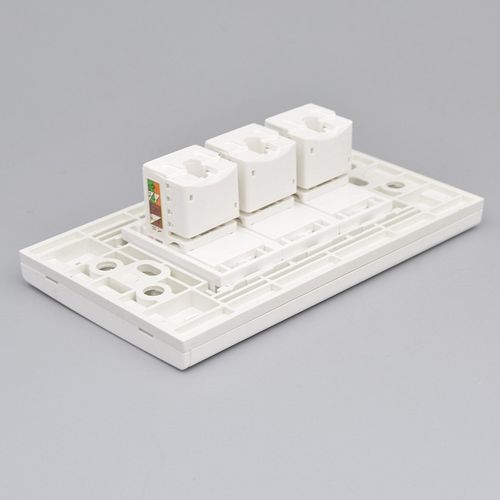 120型三位六类网络面板含3个CAT6千兆网线口三口电脑模块墙壁插座