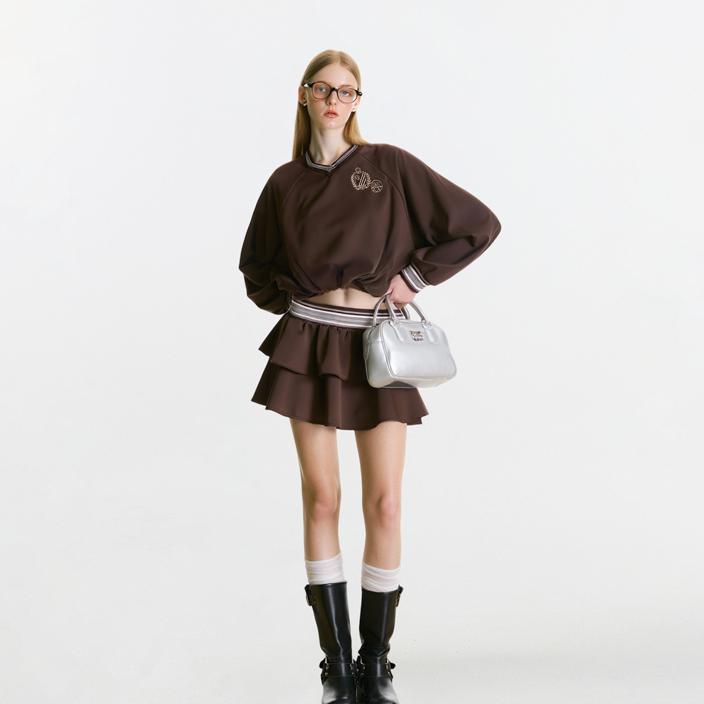 AHMI“轻朋克学院风”刺绣装饰宽松卫衣搭配短裙春秋少女休闲套装,女装/女士精品,时尚套装,淘宝优惠券,粉丝福利购,淘宝优惠卷