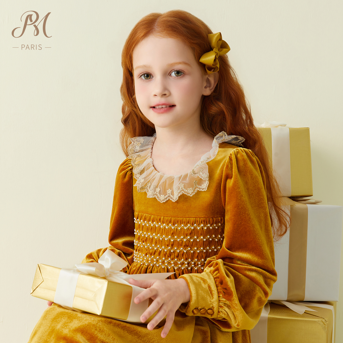 小雏菊PM童装金色蕾丝领连衣裙