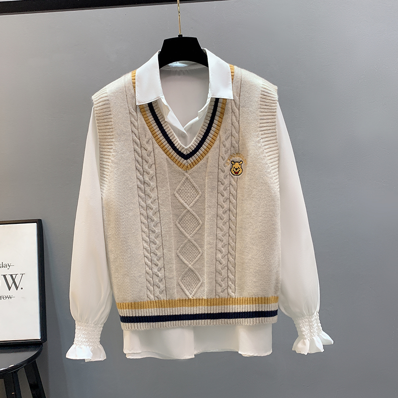 学院风内搭背心女2023春秋新款外穿网红无袖针织马甲绣花上衣套装