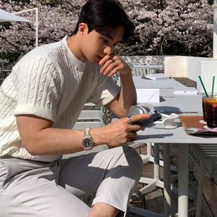 夏季粗麻花白色圆领短袖上衣针织衫毛衣短袖T恤韩国东大门男装潮