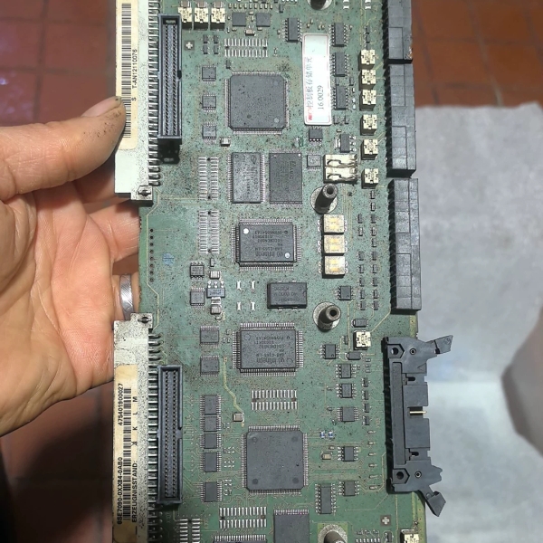 6SE70系列CUVC主板控制板6SE7090-0XX84-议