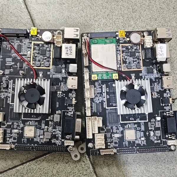 议价有两片RK3288_BOx_REF_V4.52版本的主板点