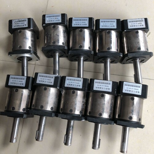 精密行星减速机PRF80-L2-50-P2，0.75kw伺服