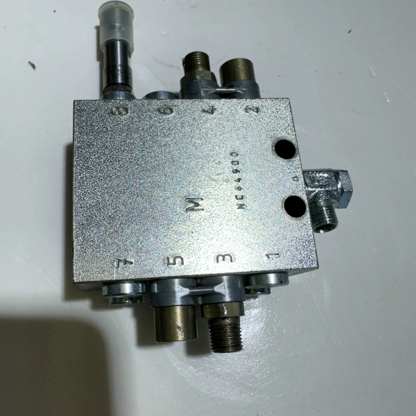 拆机海德堡油路分配器VBM-4-261【议价】