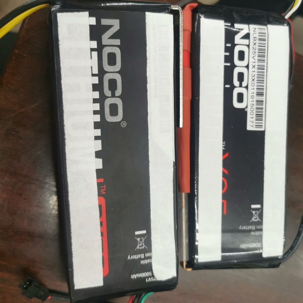 [维修]NOCO 11.1v ，14.8v，5000mAh启动电源电