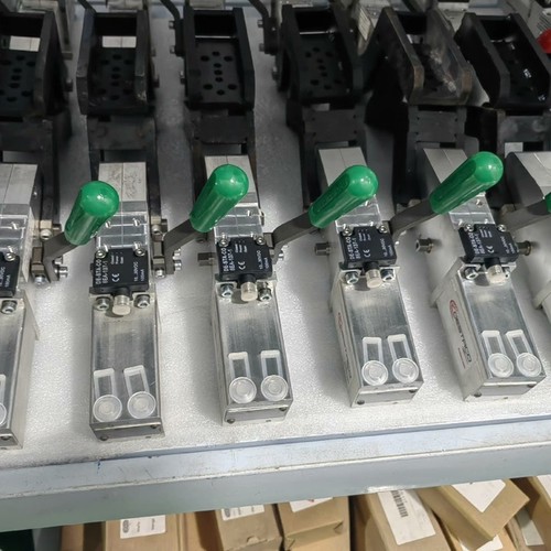 DESTACO迪斯泰克82L3G-203C8G0B 工程剩余（请询价）