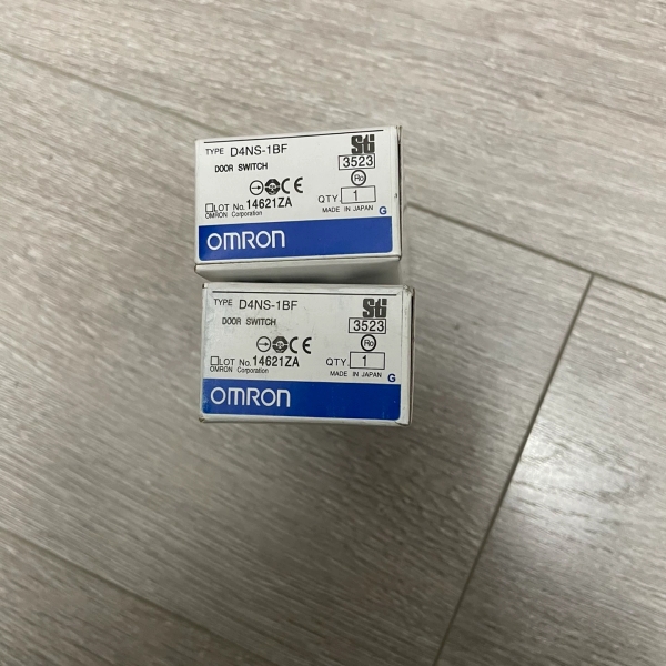 [维修]欧姆龙安全门锁开关D4NS-1BF全新带包装2个120包邮
