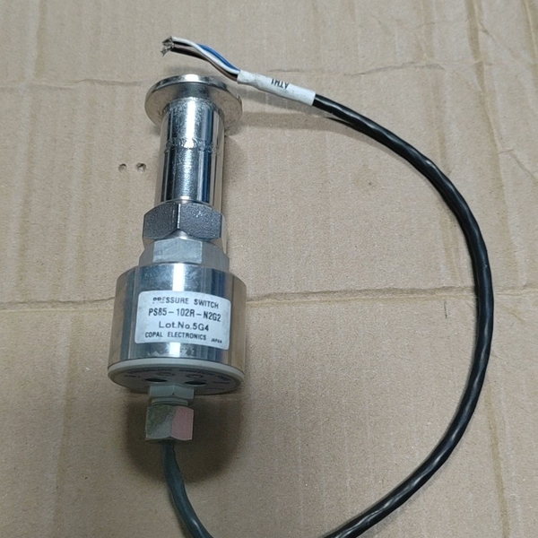 COPAL科宝压力开关 PS85-102R-N2G2 实物拍