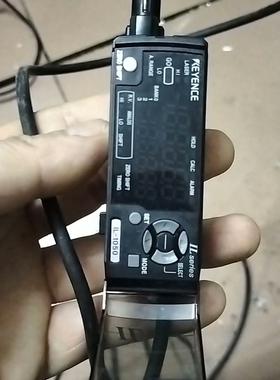 基恩士IL-1050  拆机一个   实图橙色  功能包好