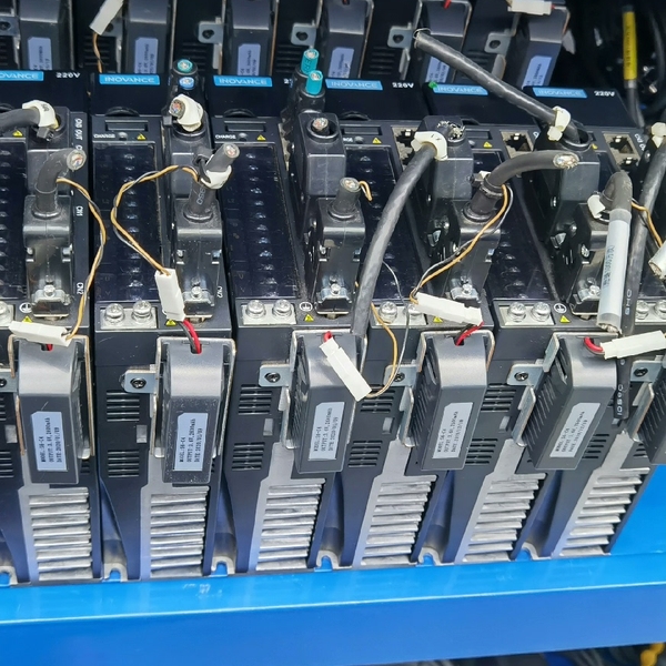 汇川型号IS620NS1R6I伺服驱动器200W拆机件17台