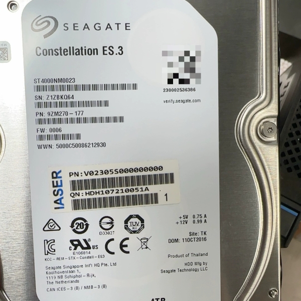 希捷4T SAS ST4000NM0023 7.2k 128议价