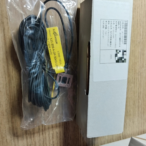 鑫精诚压力传感器  XJC-S09-A-OP-30KG-L0