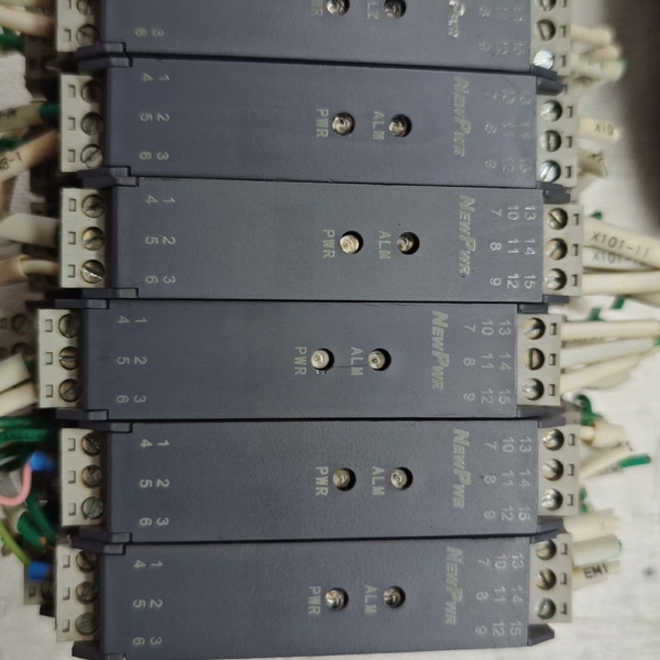 NEWPWR优倍隔离器，型号NPGL-C11111DFK,原询价