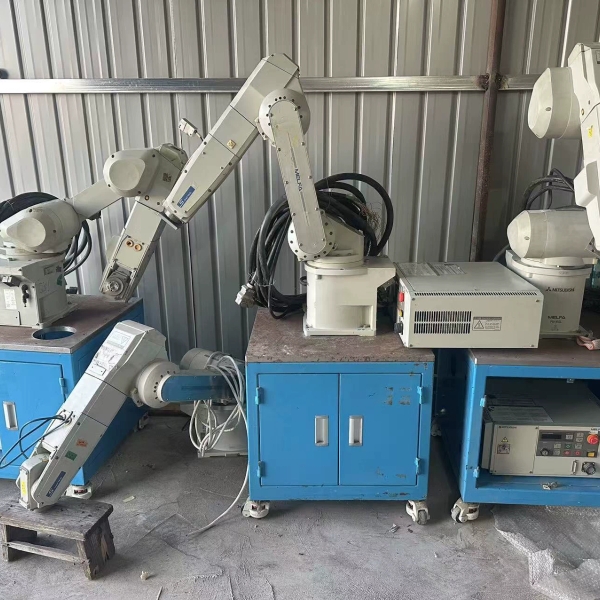 三菱六轴6公斤机器人，RV-6SL，CR2B-574-S11