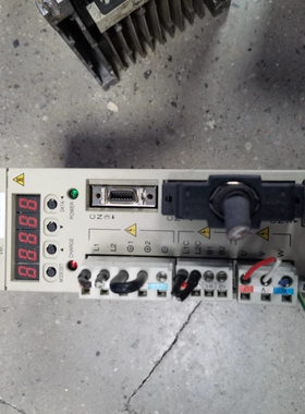 安川驱动器 SGDM-A3BDAY278 拆机件实物拍摄成色