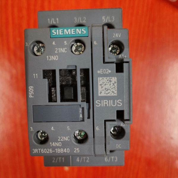 议价3rt6026-1bb40接触器，线圈电压dc24v，