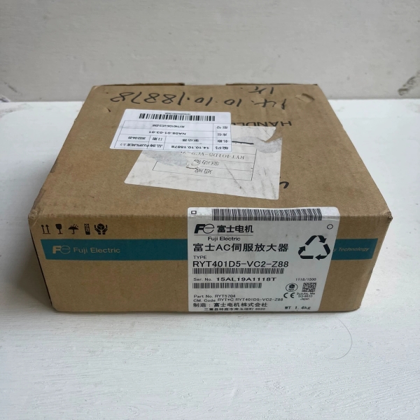 [维修]RYT401D5-VC2-Z88 富士伺服驱动器 全新原包装