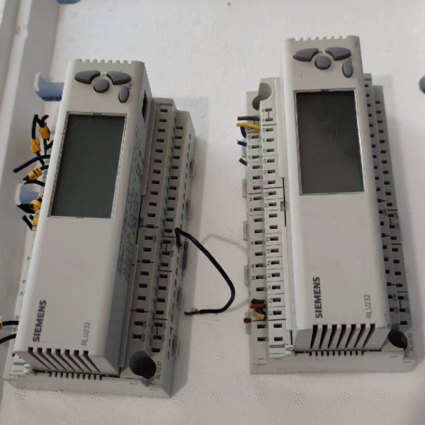 【议价】的。RLU232 楼宇温度控制器 PLC RLU2
