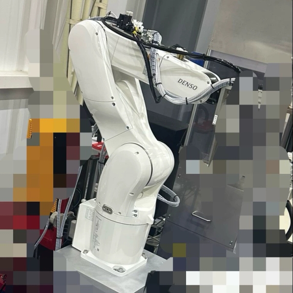 Denso电装机器人VS87，2021年生产，安装未用，成色【议价】