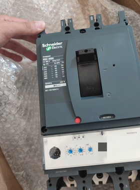 议价NSX400N塑壳断路器没用过。盖子是后换的