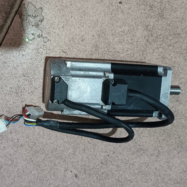 多摩川CSMT-04BR1ABT3电机400w带刹车，如询价