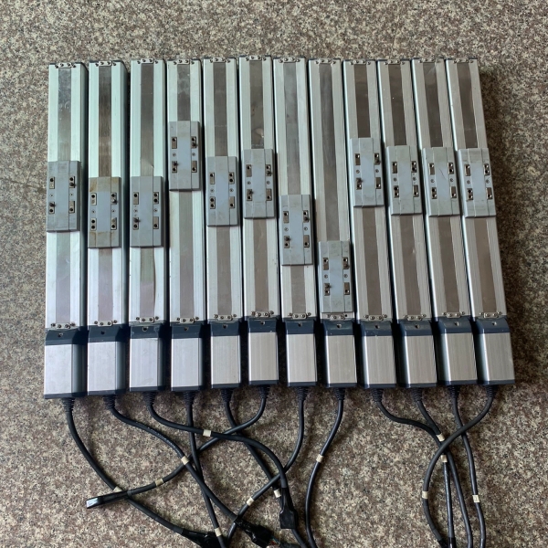 RCP4-SA6C-I-42P-12-300-P3-M直线滑